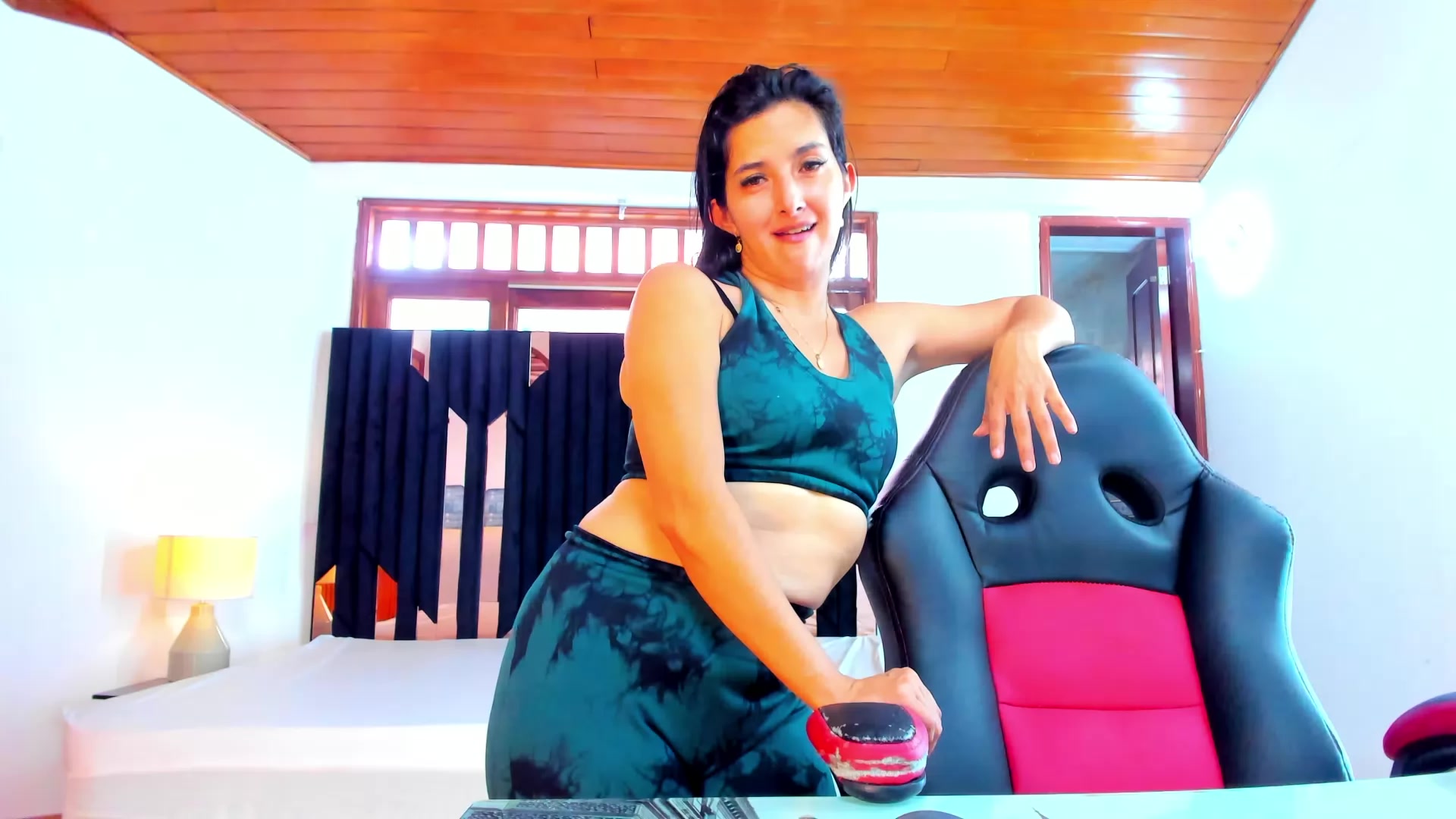 Model - Scarleth deepthroat