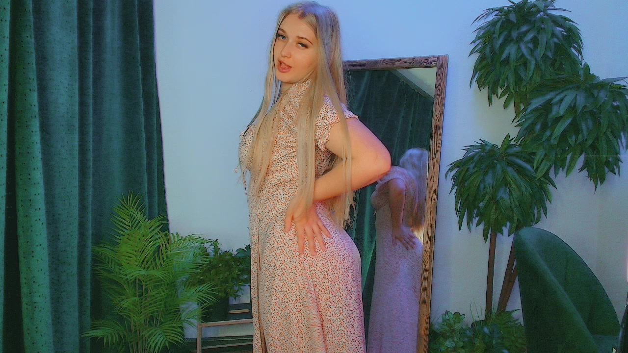 Model - Adr1anna blowjob