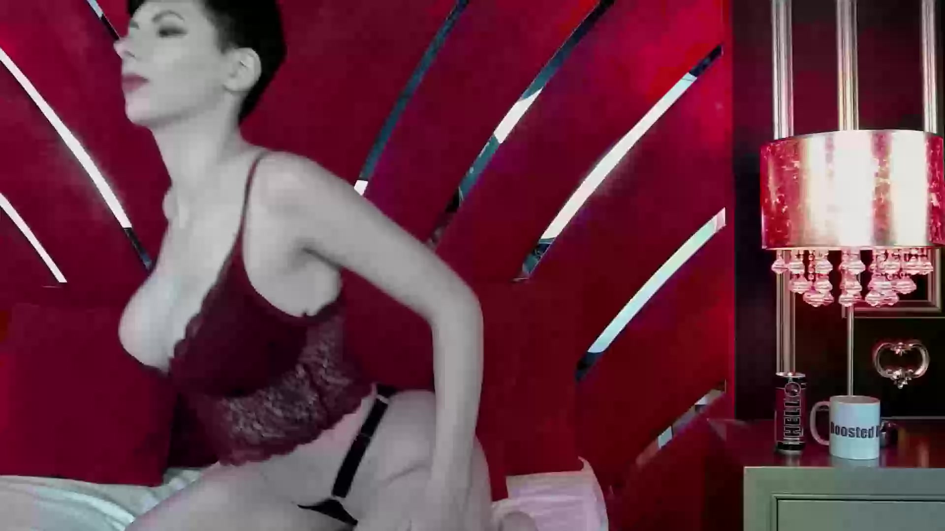 Model - RoxxyRouge ANAL