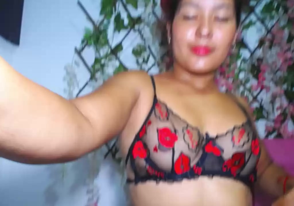 Model - Hotcurlylatina dildo