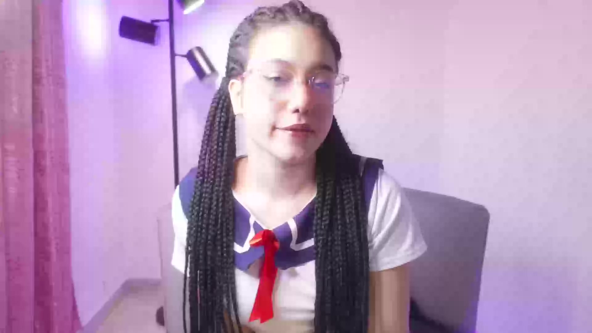 Model - Lanaa deepthroat