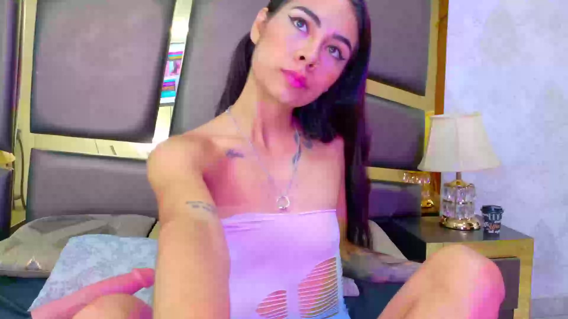 Model - NicoleEsposito deepthroat