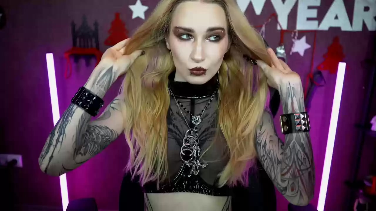 Model - Amy Goth fetish