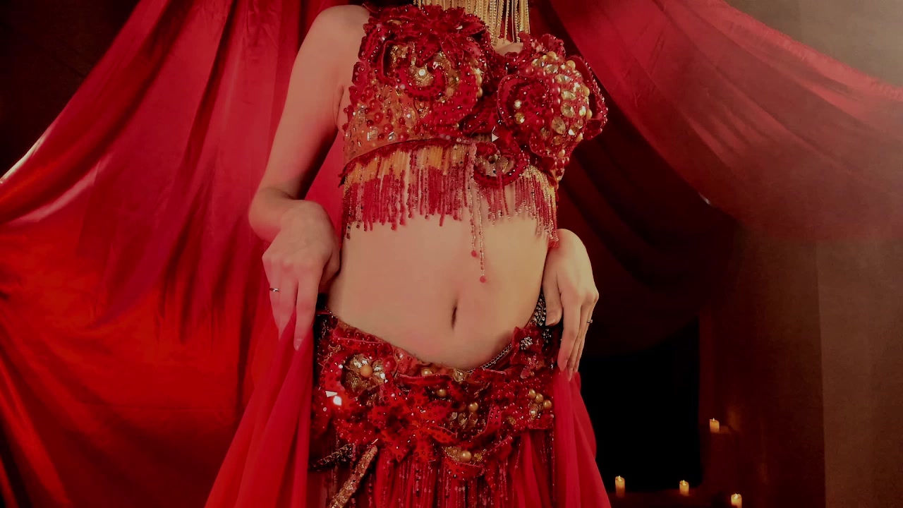 Model - Elly Ford blowjob