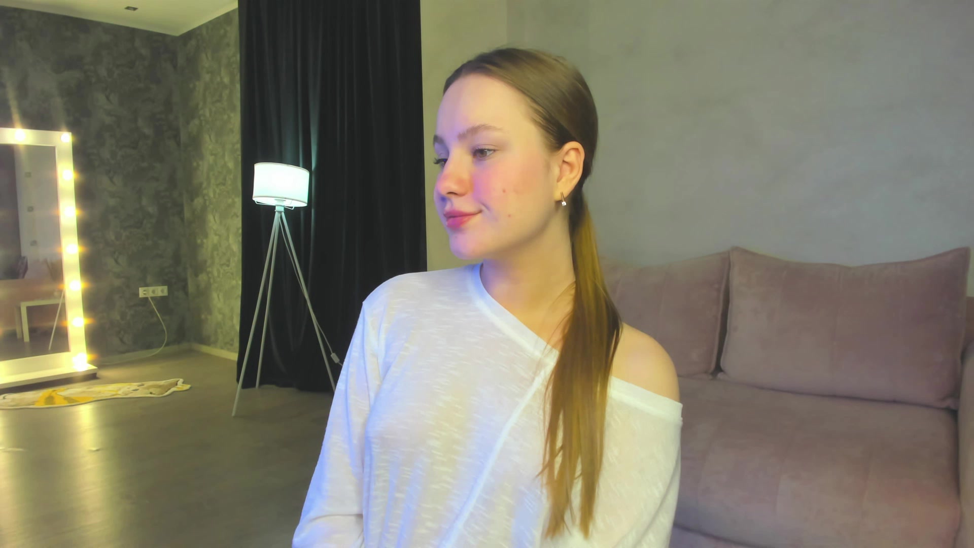 Model - Candy striptease