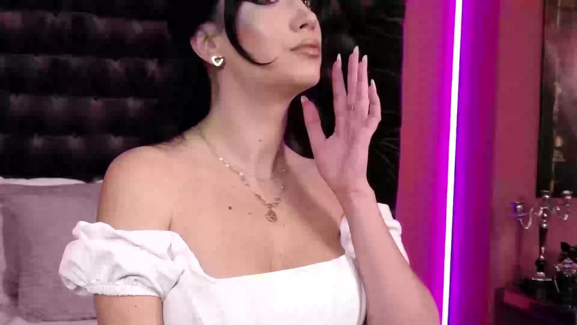 Model - StassiLynne bigtits