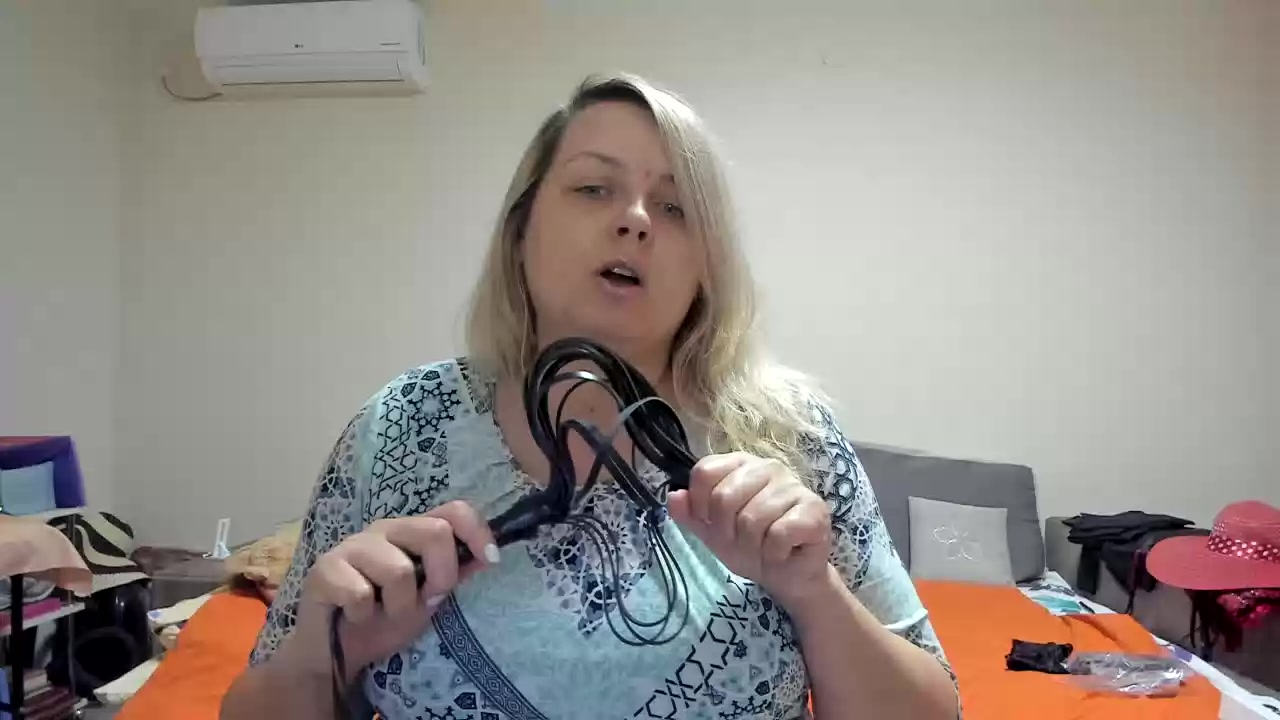 Model - JOI MISTRESS JOI