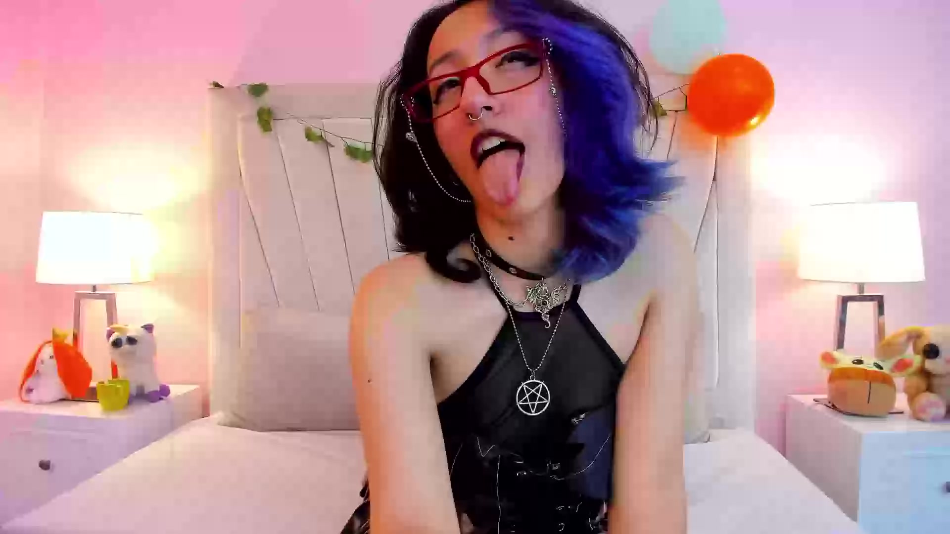 Model - MitsuriKibutsuyi oral