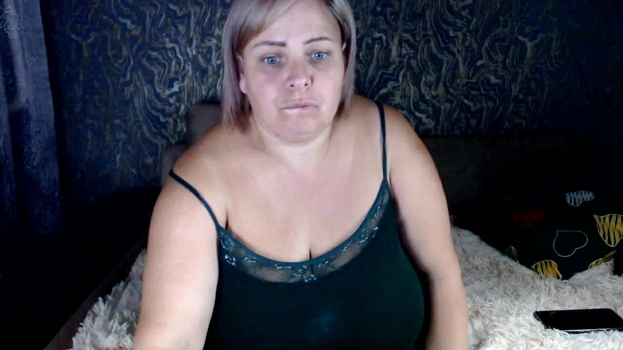 Model - Svitlana deepthroat