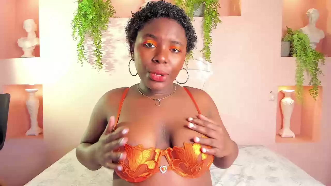 Model - Nany Moreno anal