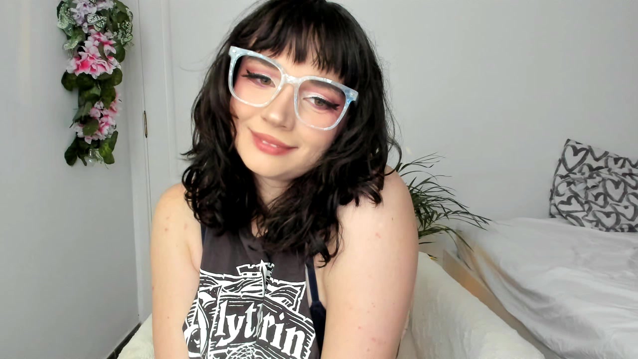 Princess Foxy bigtits Model - Princess Foxy bigtits