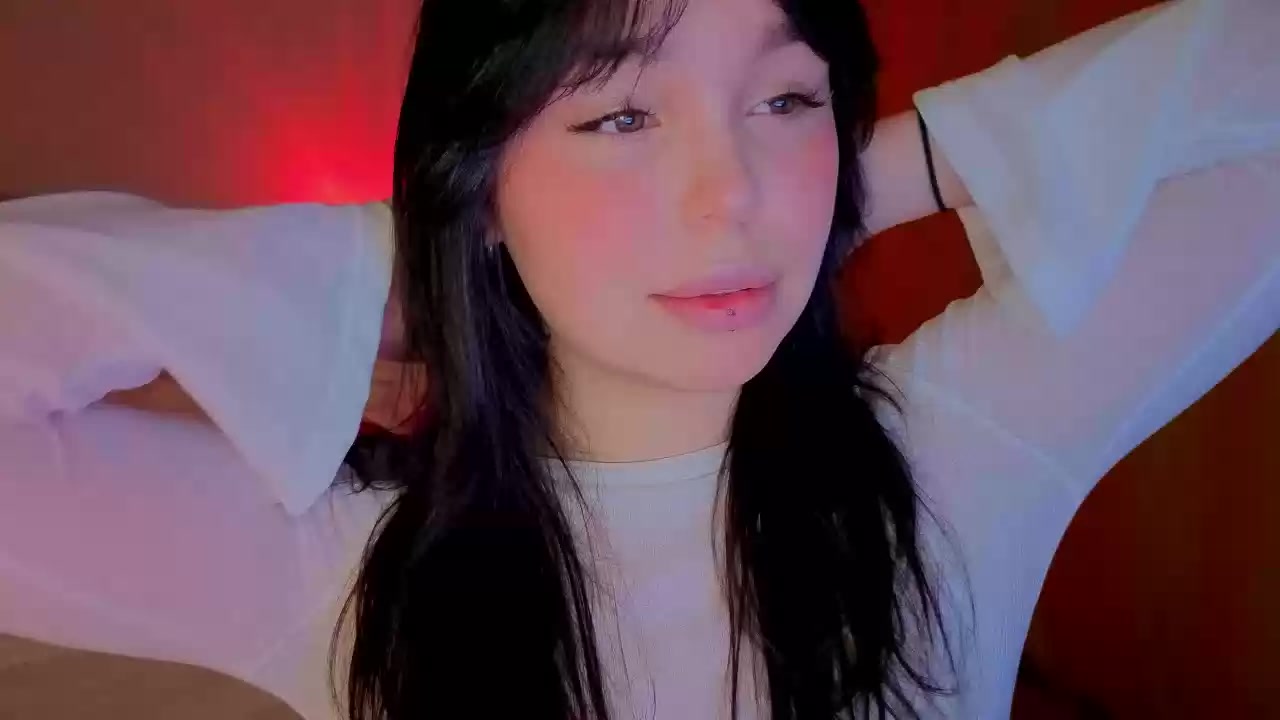 Mary LUSH Model - Mary LUSH