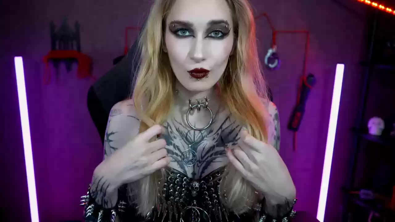 Model - Amy Goth fetish
