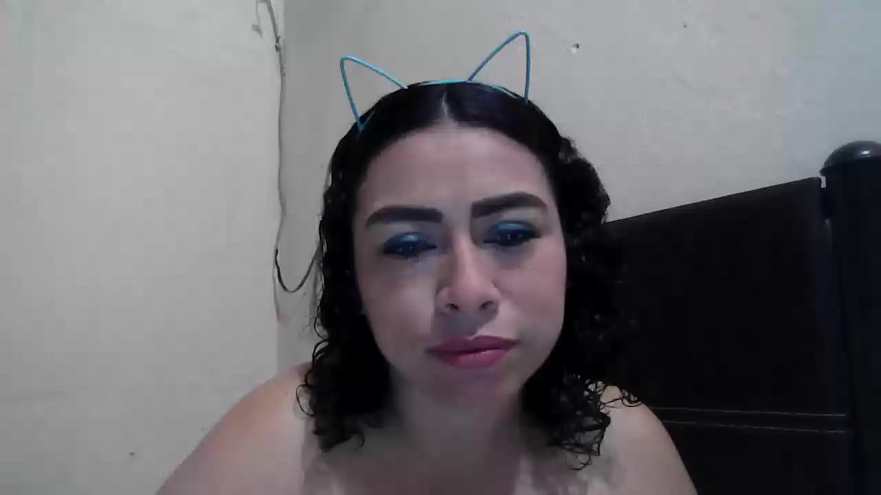 Model - DalilahMx greeneyes