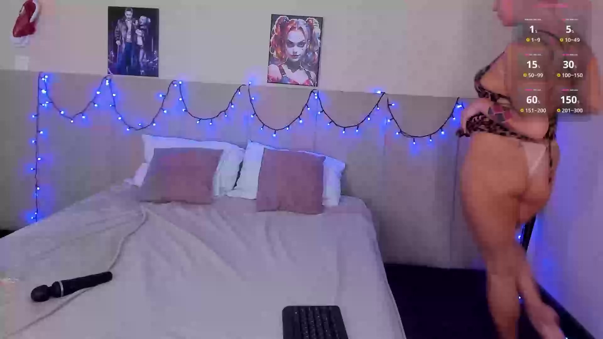 Model - Muscle Barbie deepthroat