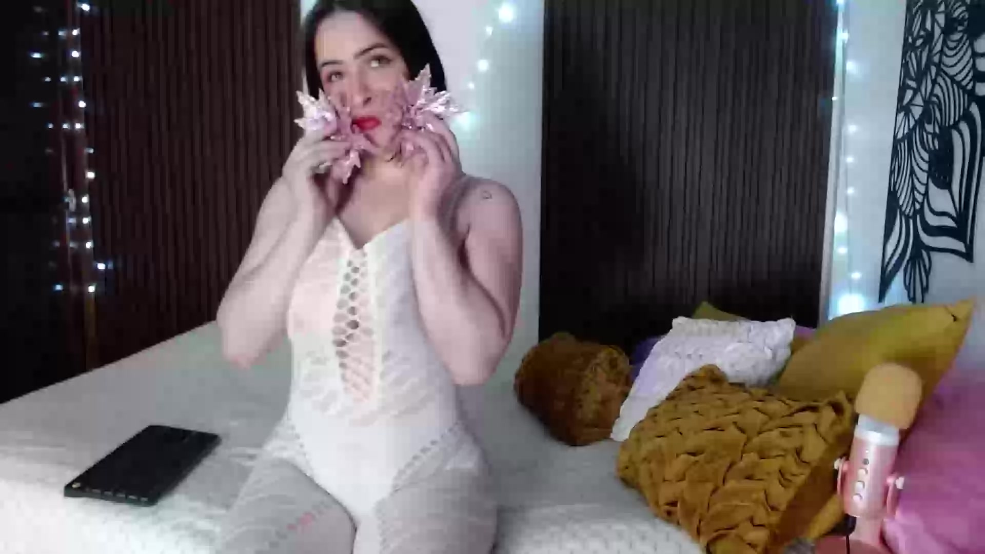 Model - kendra blowjob