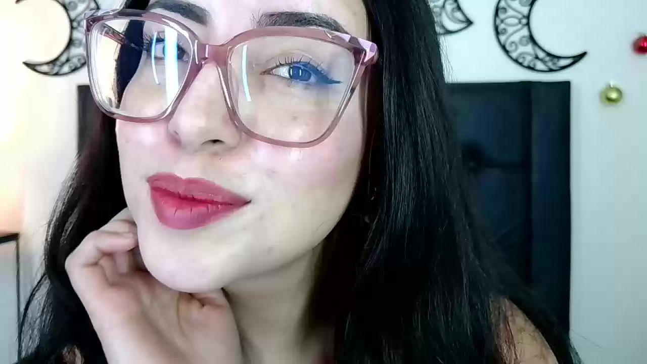 Model - Evolet Flower anal