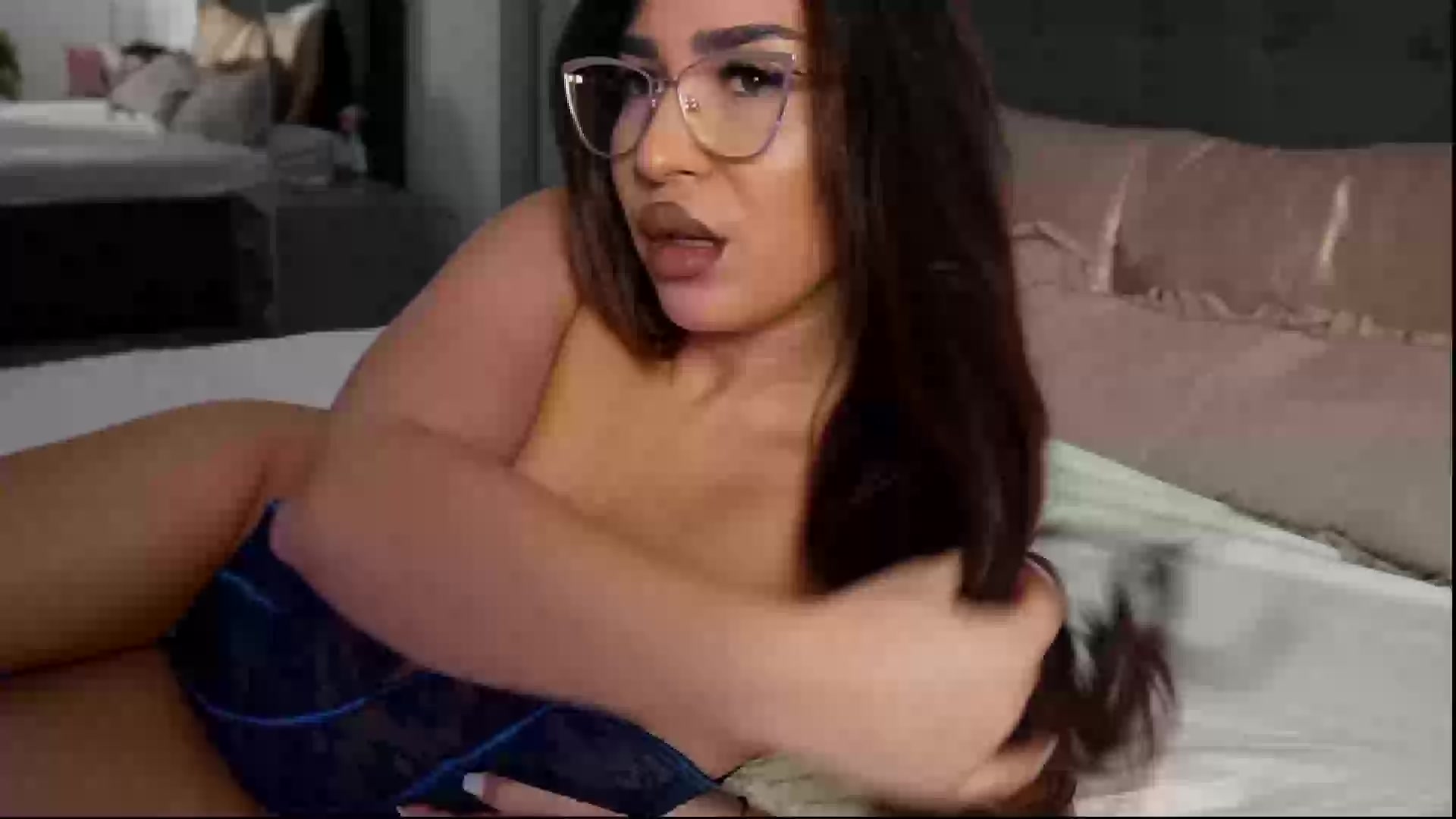 Model - AmaRay mistress