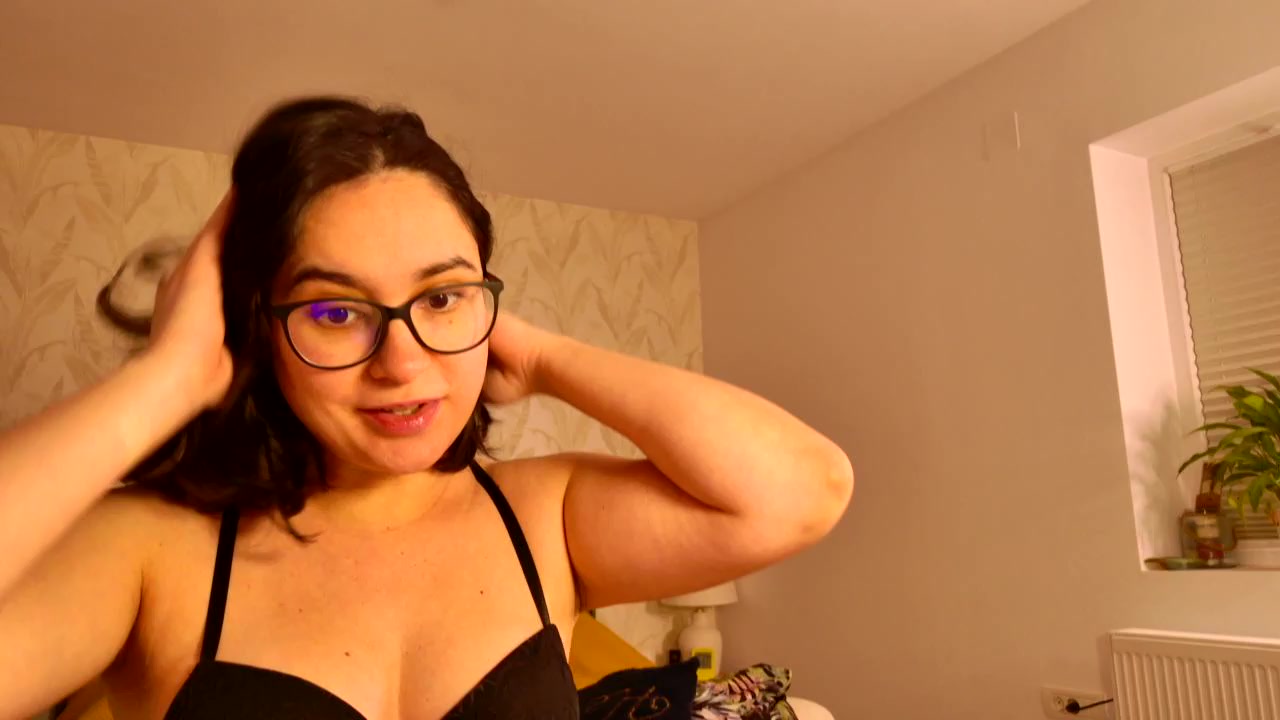 Model - PinkNextDoor heels