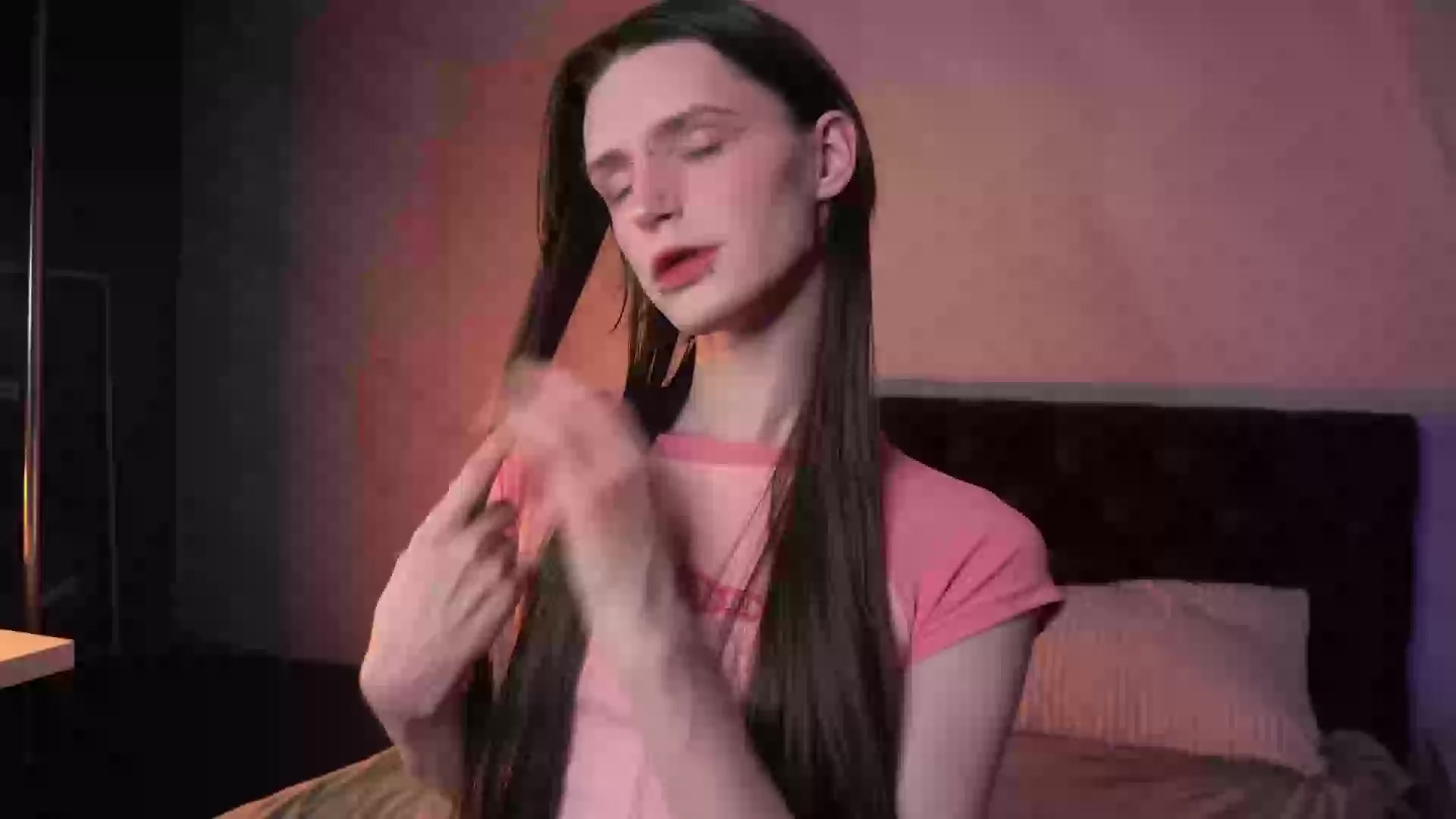 Model - Madison bigcock