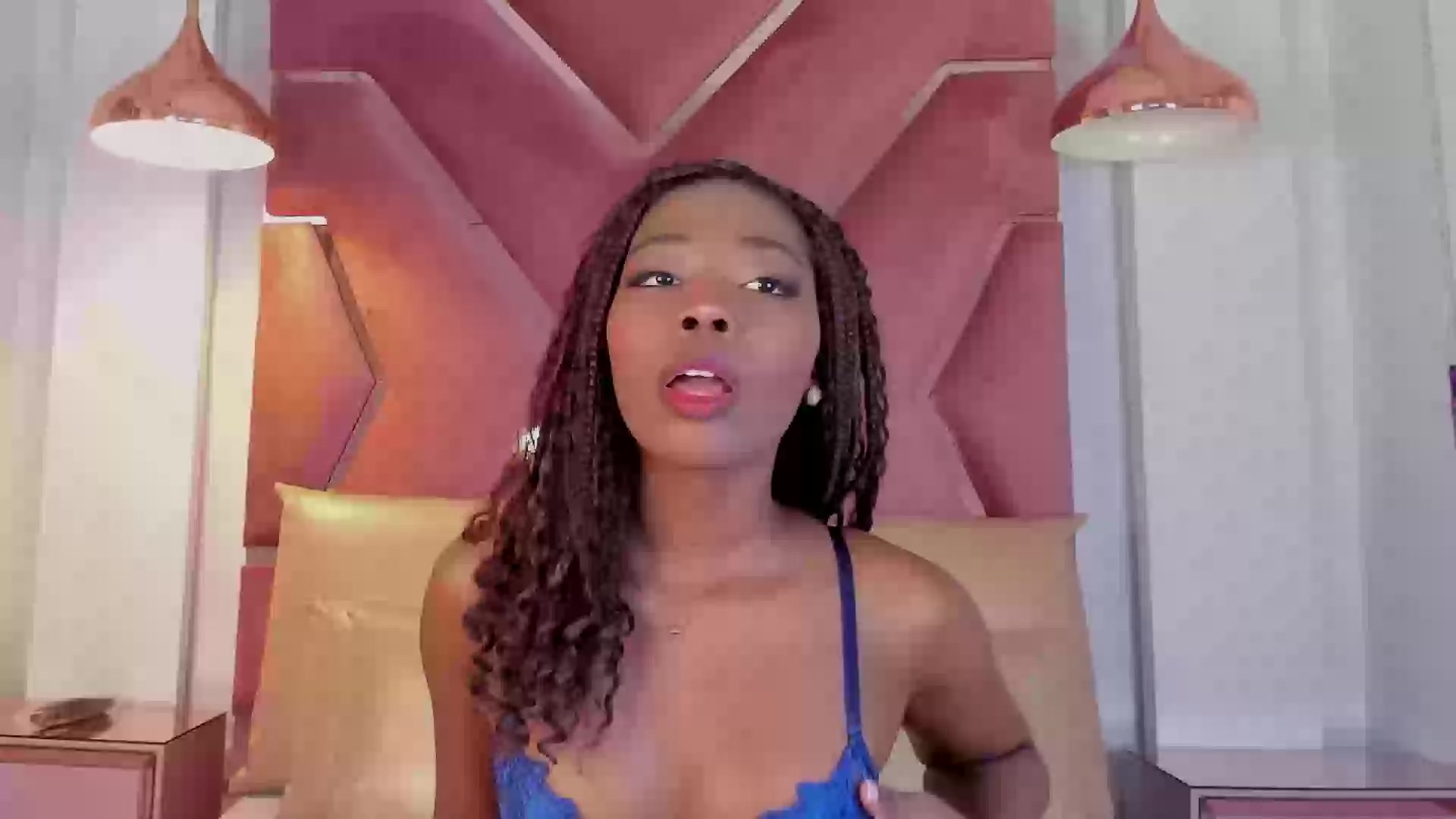 Model - abbiecyruz toys