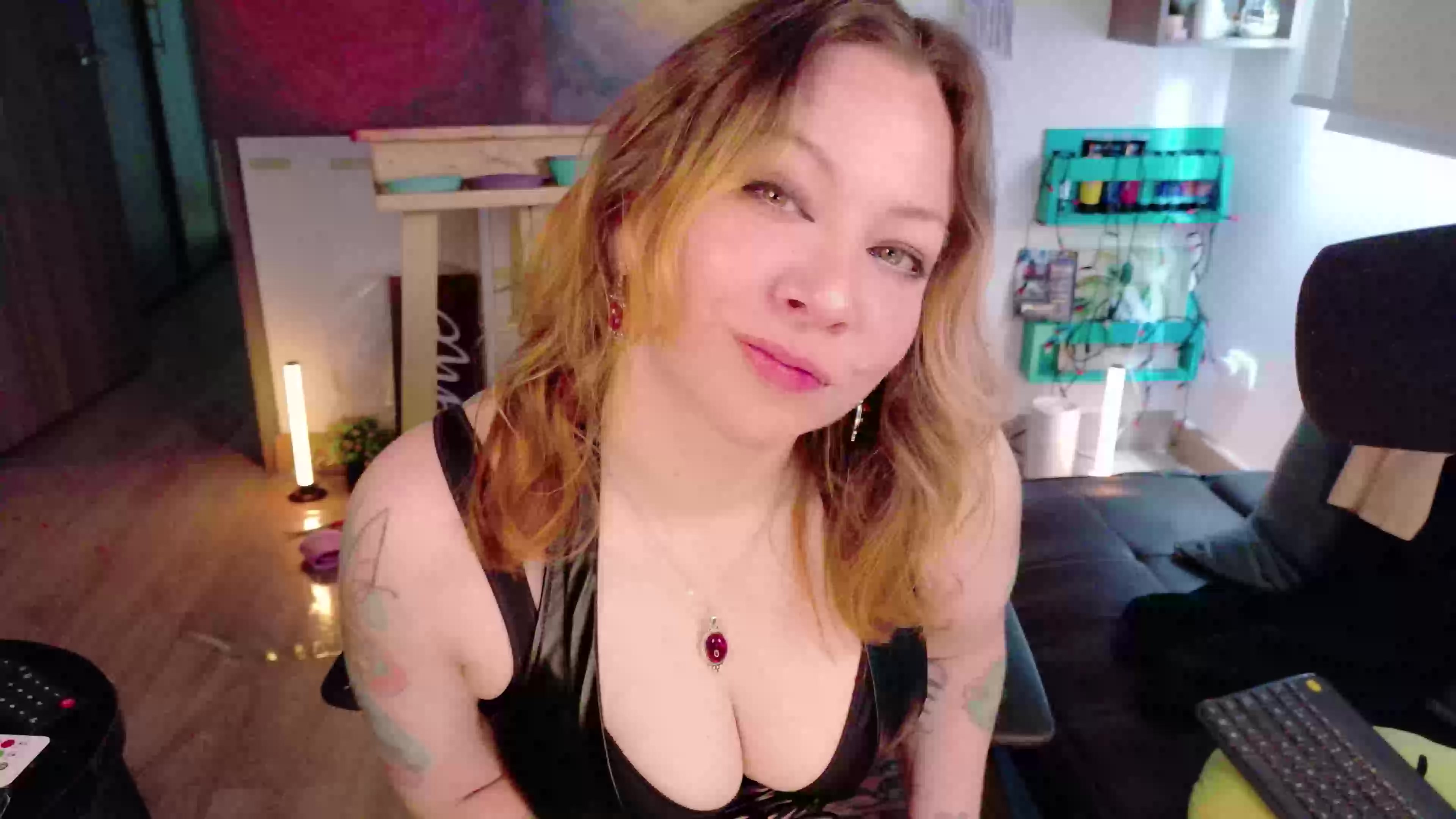 Model - GoddessKrystal goddess