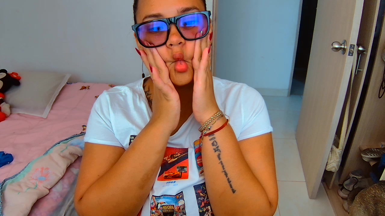 Model - keirabbw BBW