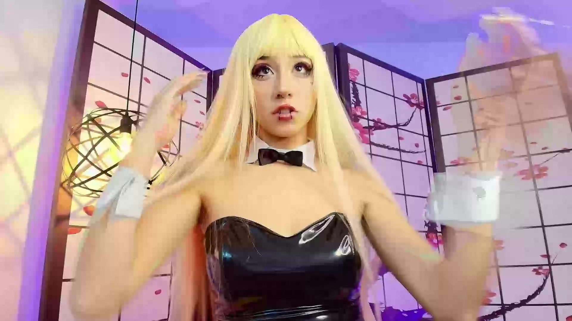 Model - BellaBlack anal