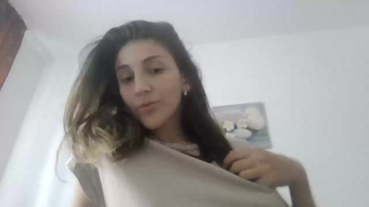 Model - Eve Evans blowjob