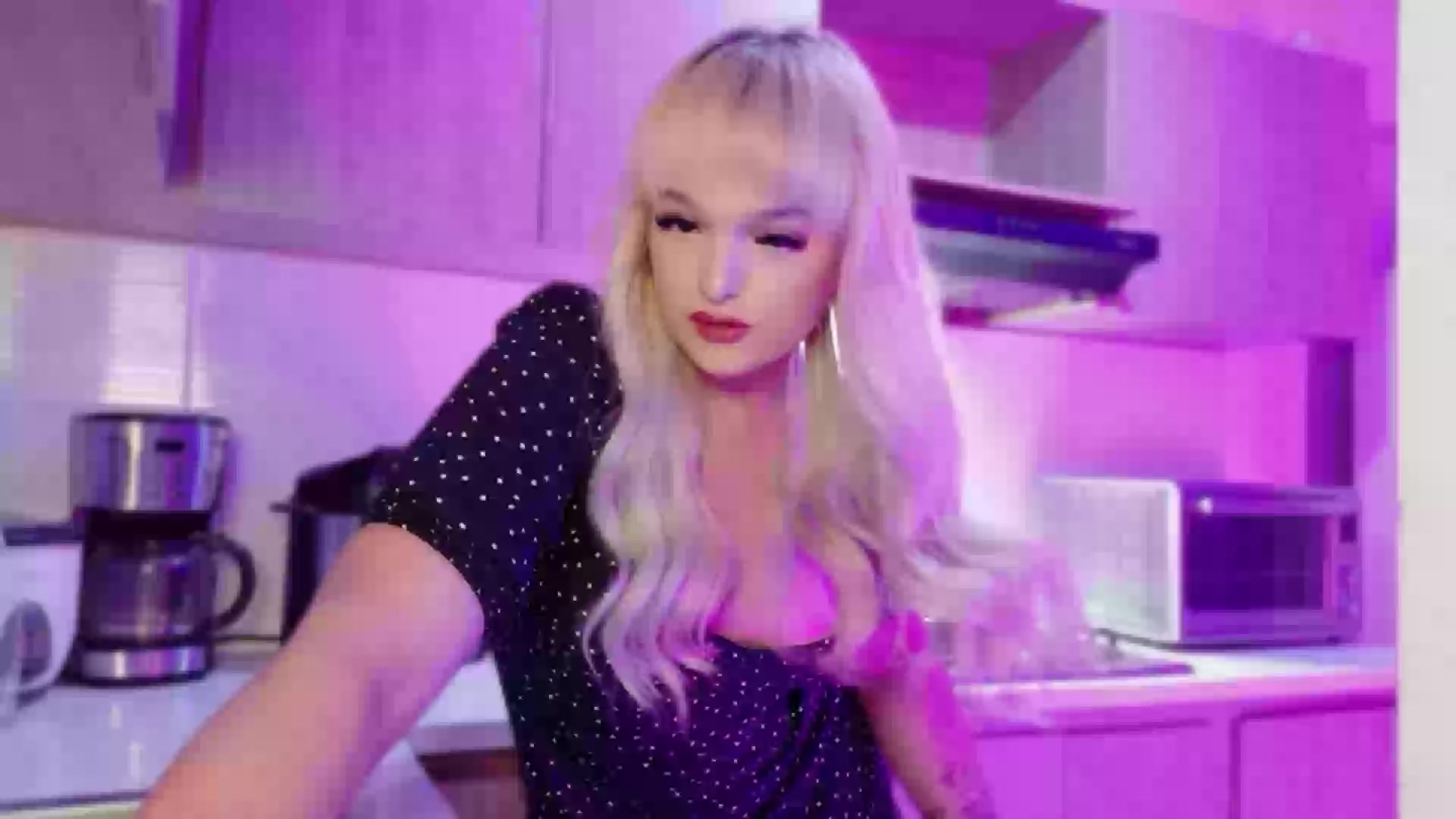 Model - Kendall Curlova ass