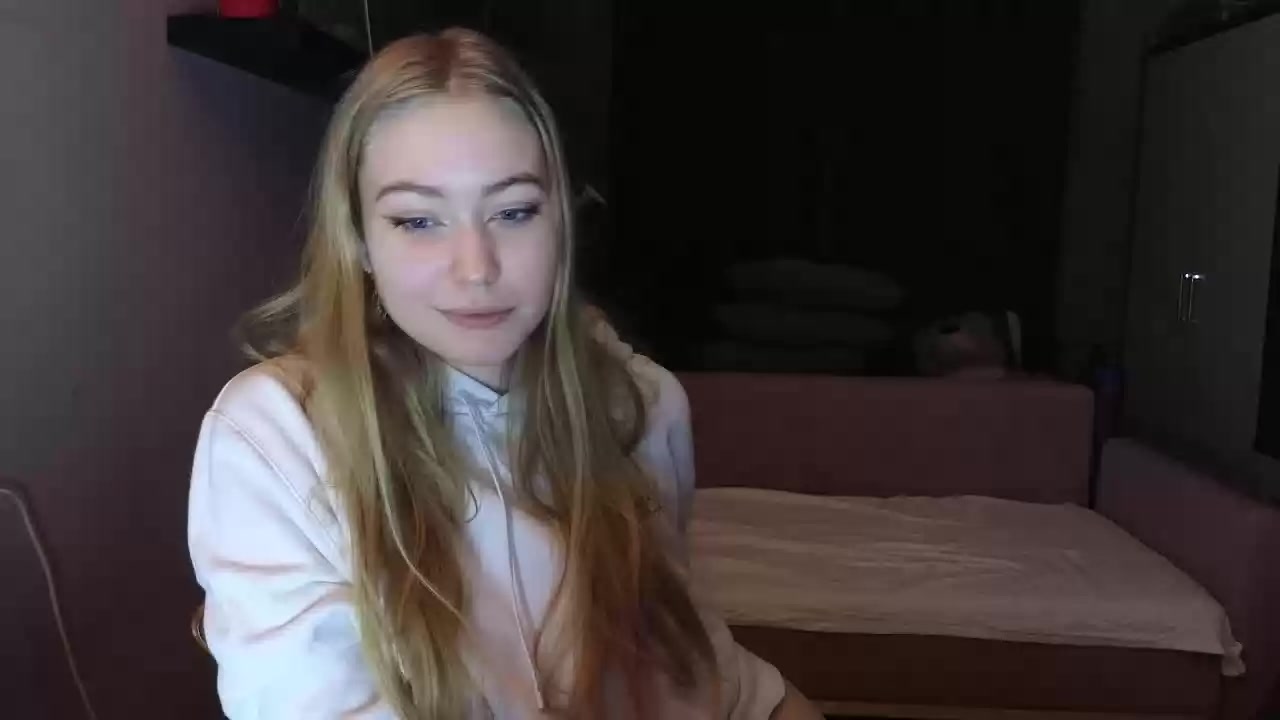 Model - AnyAmaazzy bigtits