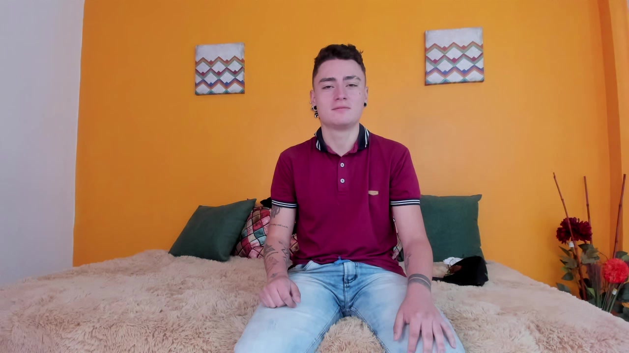 Model - ALEK KOSLOV ass