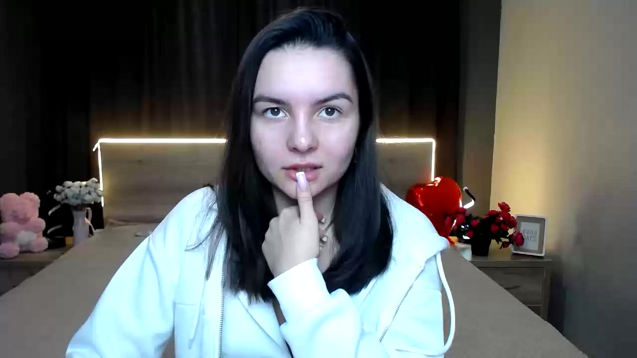 Model - Jasmine Asha sexy