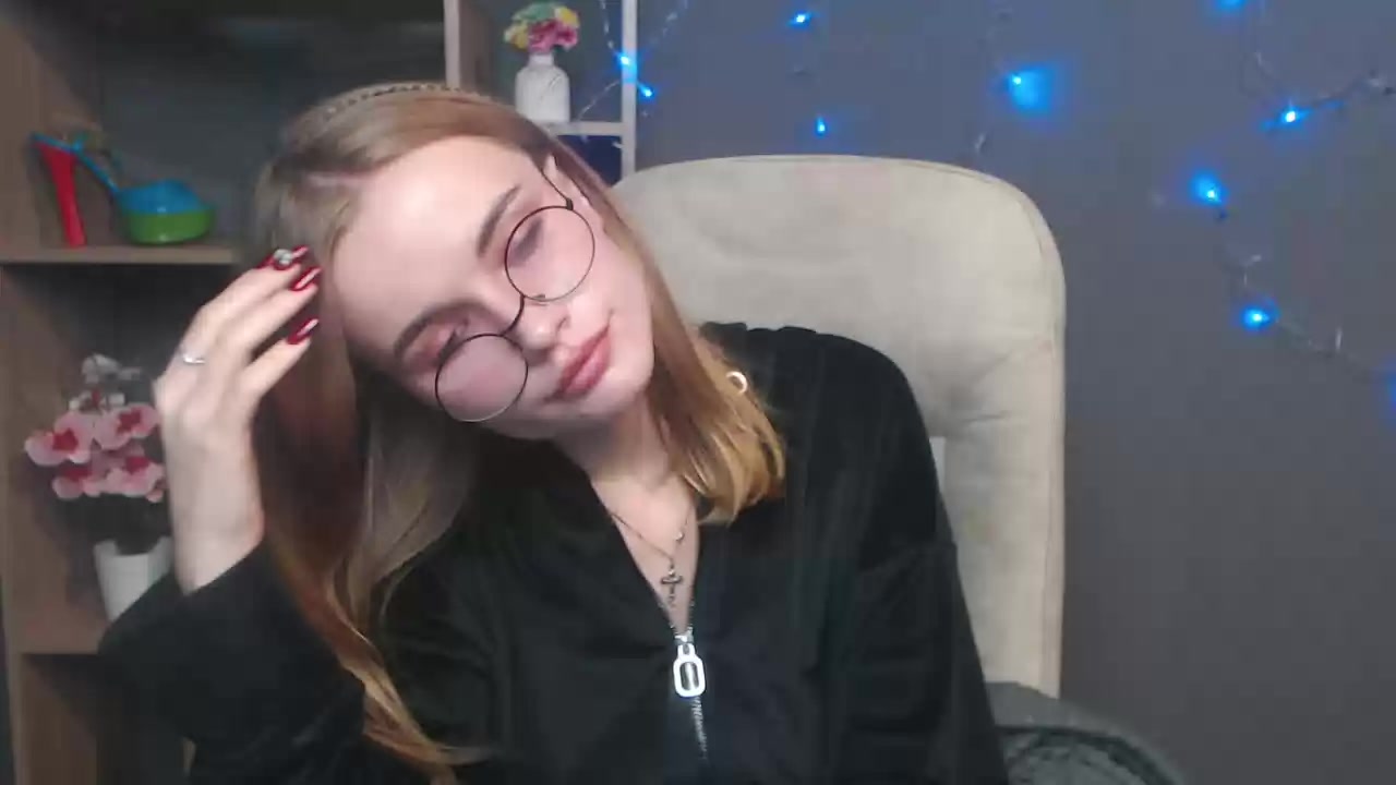 Model - MargaritaKiss dirtytalk