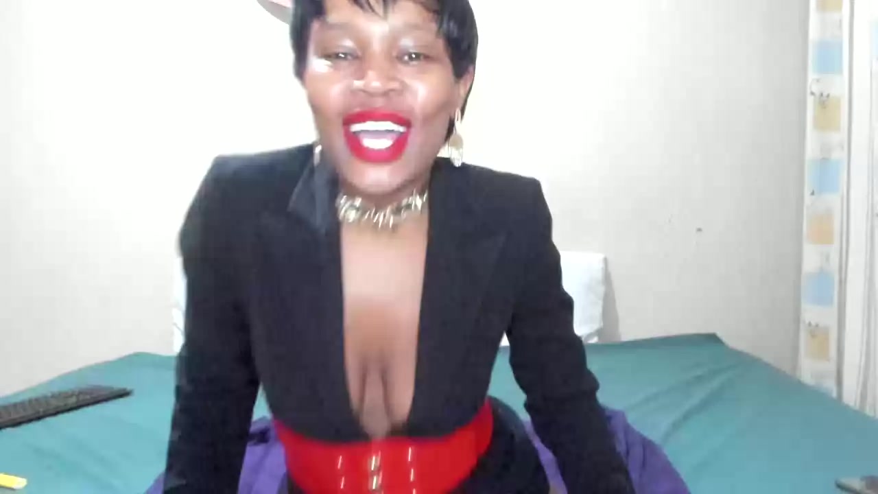 Model - AfricanSquirtQueen deepthroat