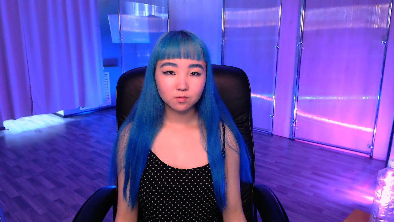 Model - MalyVine ass