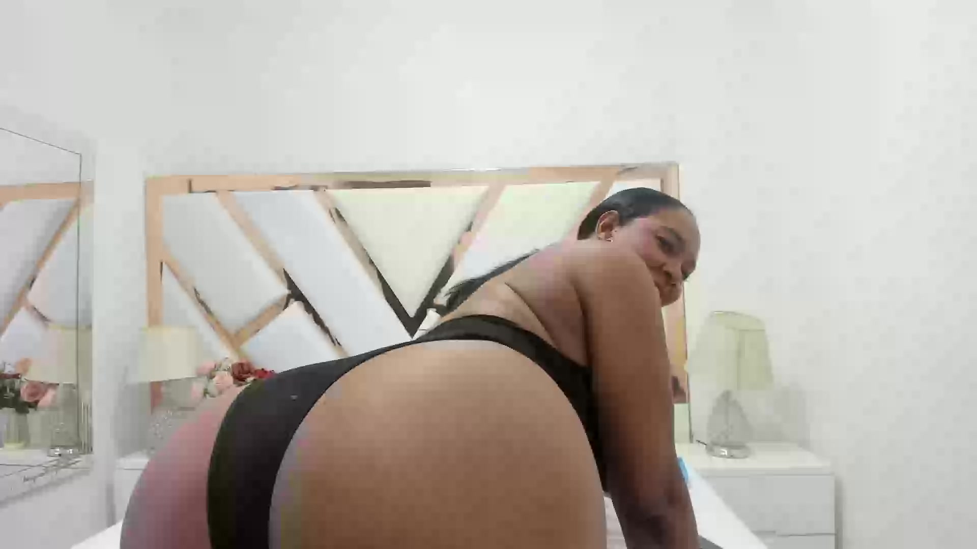 MeridaRoa curvy Model - MeridaRoa curvy