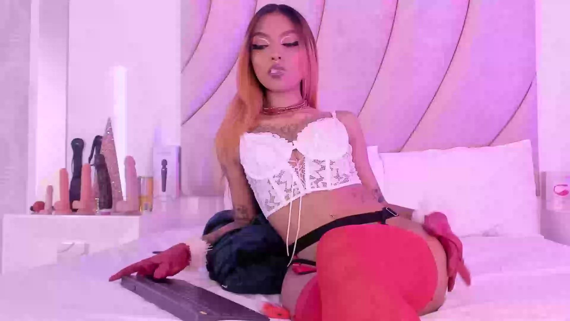 Model - Carmilla heels