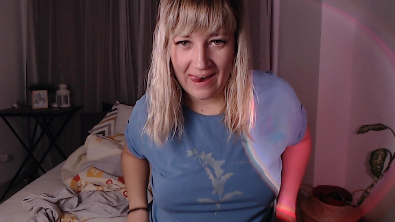 Model - IreneLight submissive