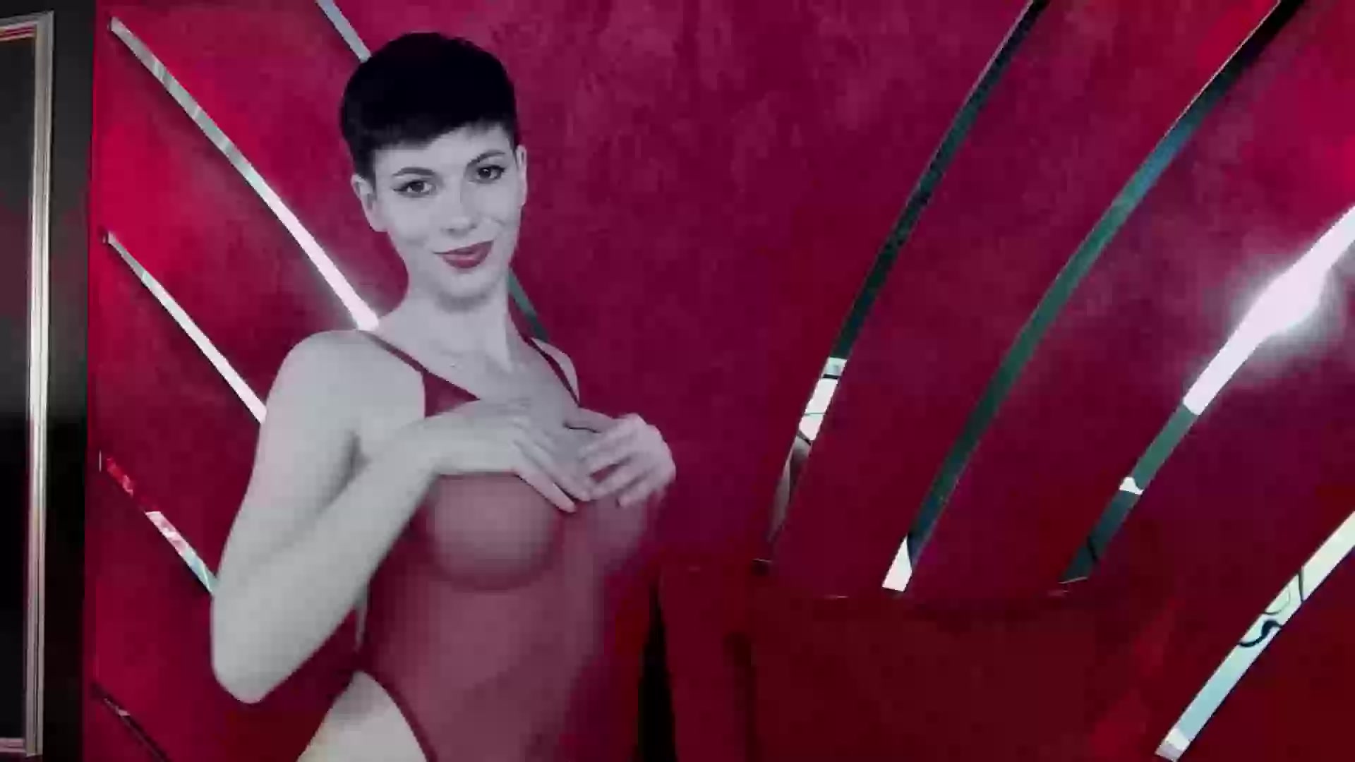 Model - RoxxyRouge ANAL