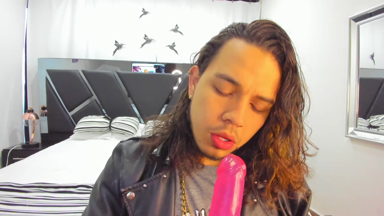 Model - NOAH DANGER anal