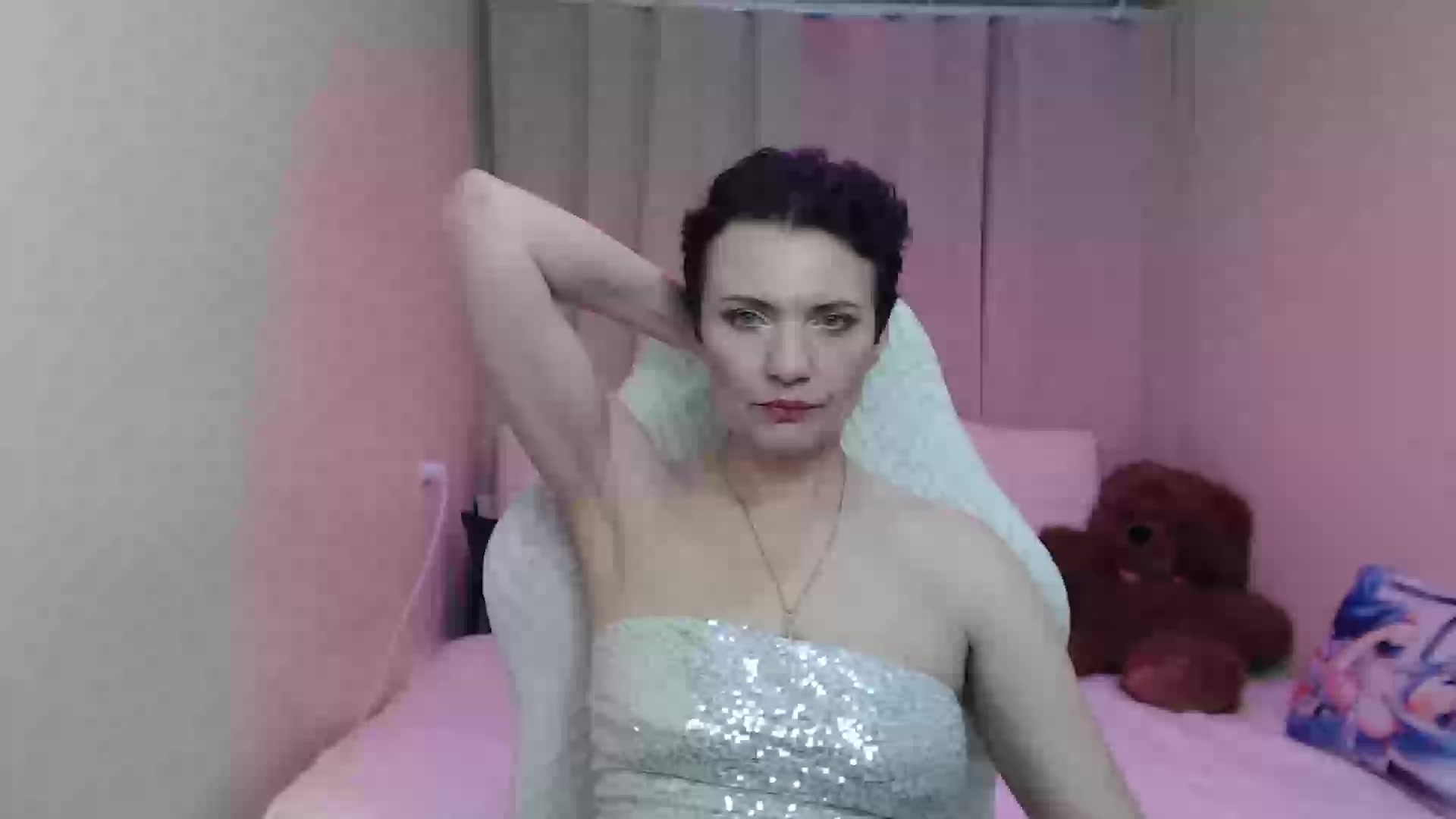 Model - AvaSaturnian bigtits