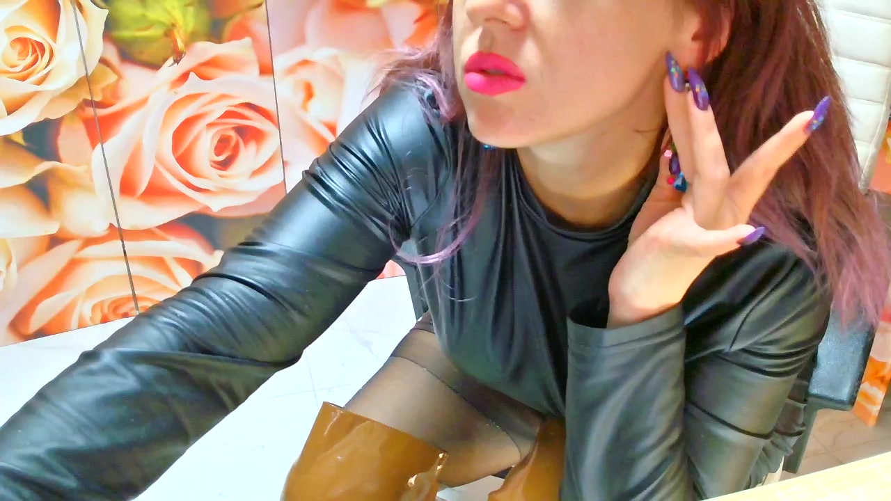 Model - Karina_Monti dirtytalk