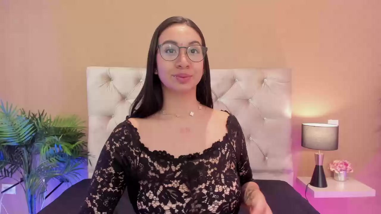 Model - Sophie Serrat toys