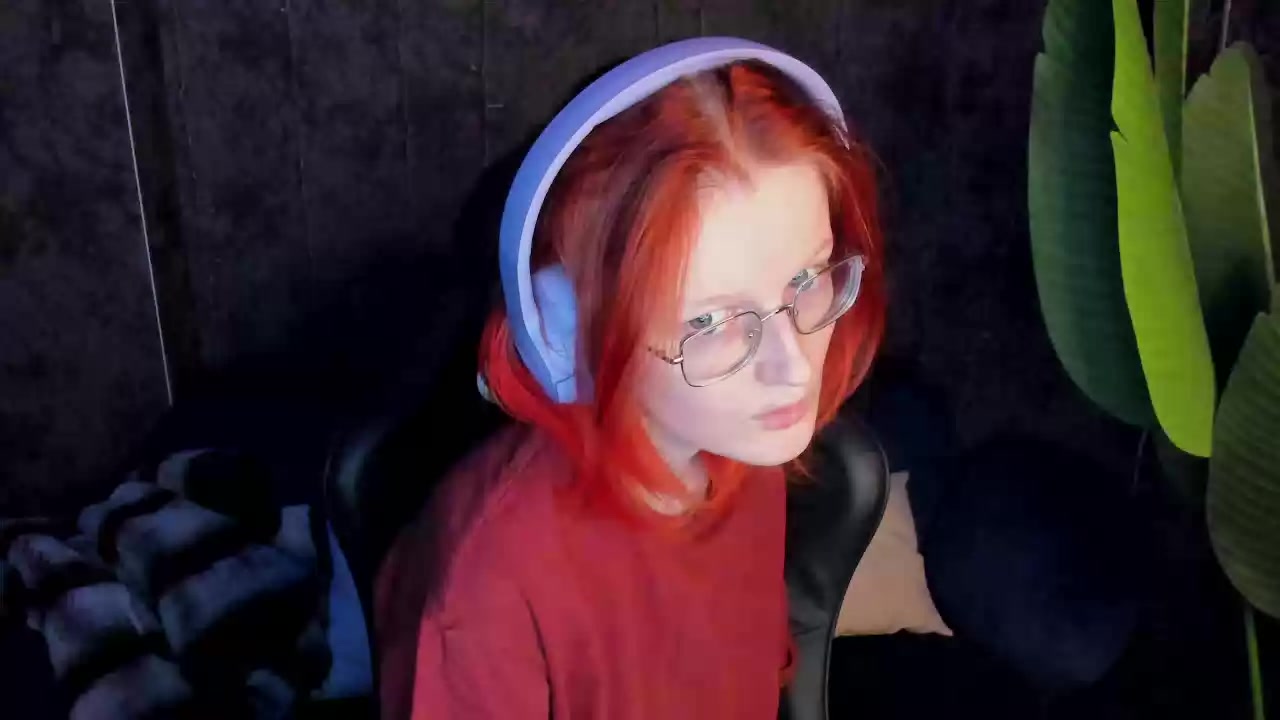 Model - ElizabethHarpper blowjob