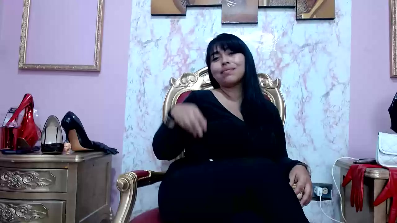 Model - AliceDangerx fetish