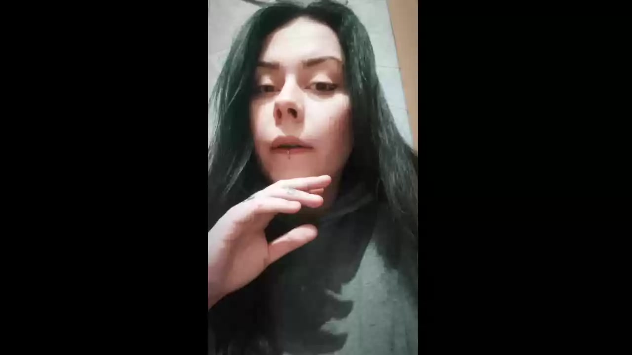 Model - Lamia Nox pussy