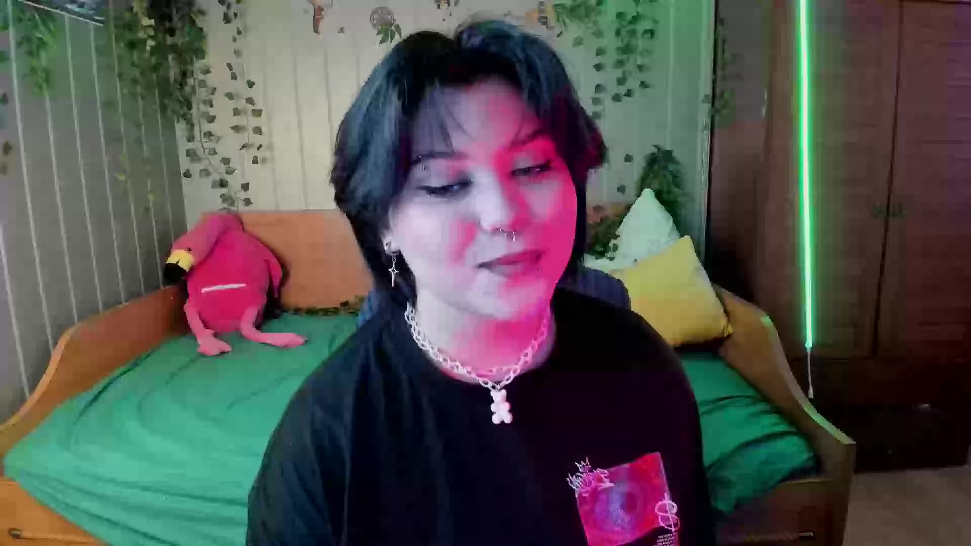 Model - Alisa bigboobs