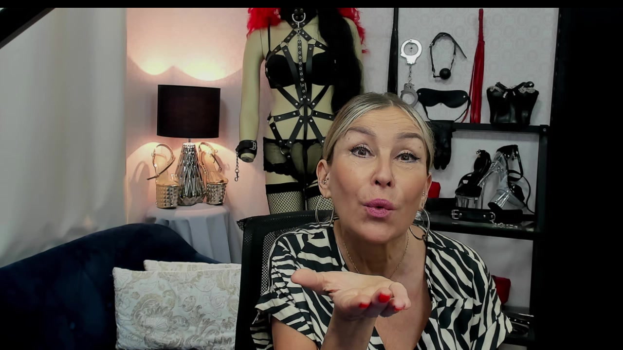 Model - Crystal femdom