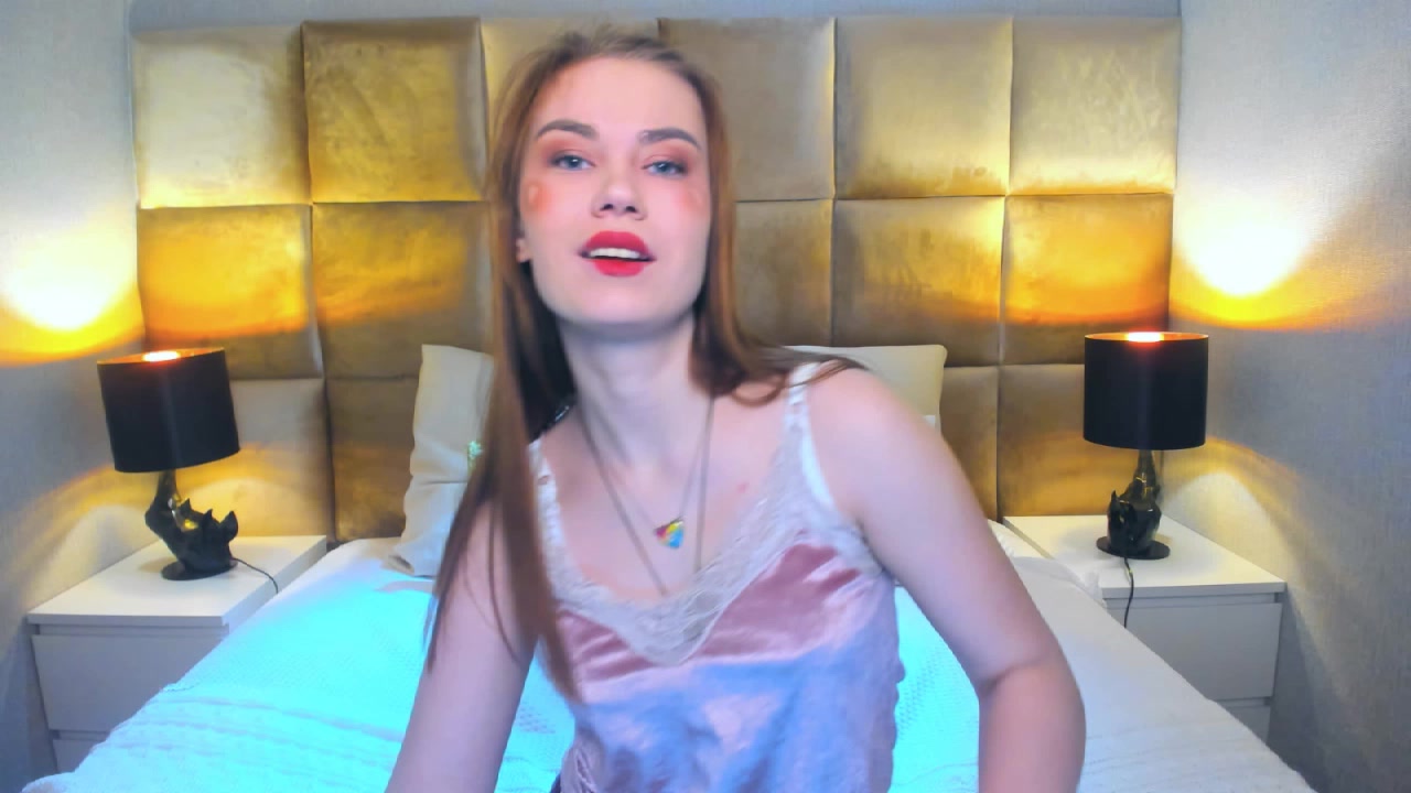 Model - LolaDolla fetish